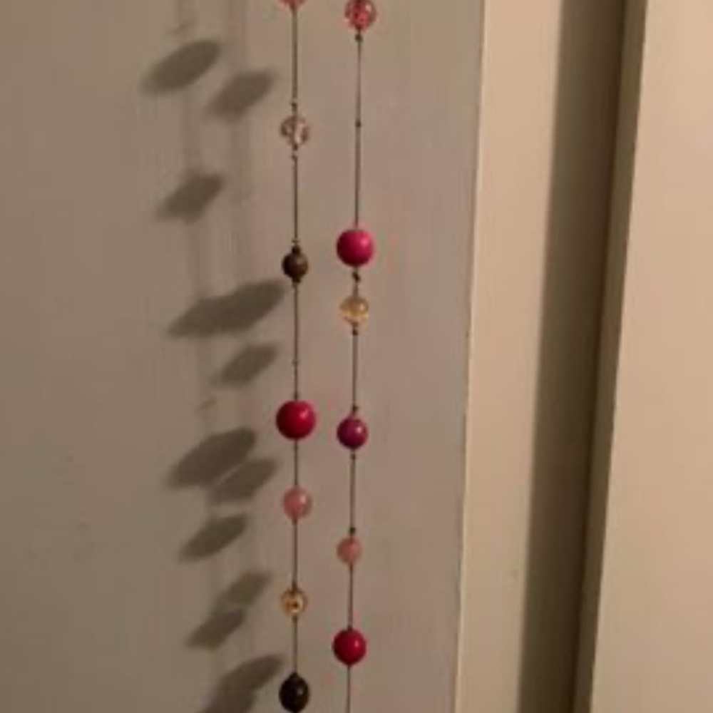 Necklaces - Picture 4 of 4